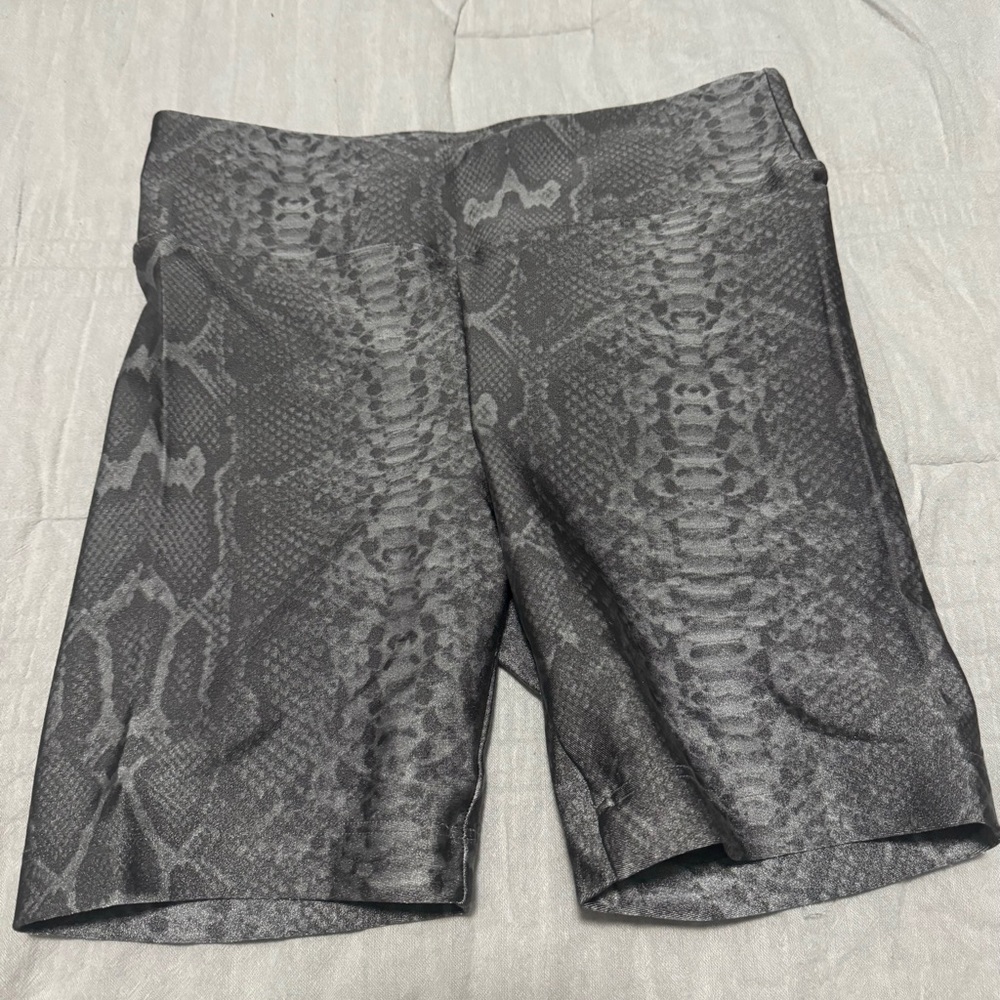 Koral bike shorts
